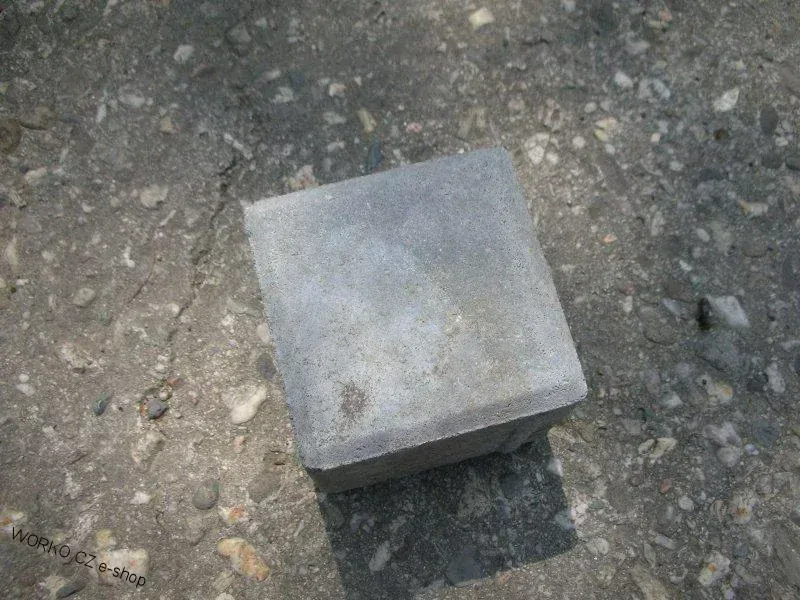 Odstraňovač rzi z dlažby a kámen Worko